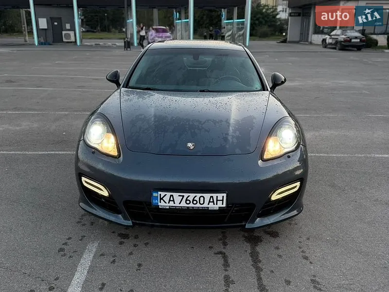 Porsche Panamera