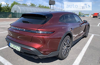 Лифтбек Porsche Taycan Cross Turismo 2021 в Львове