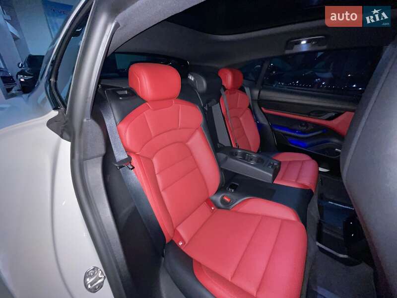 Универсал Porsche Taycan Cross Turismo 2021 в Одессе