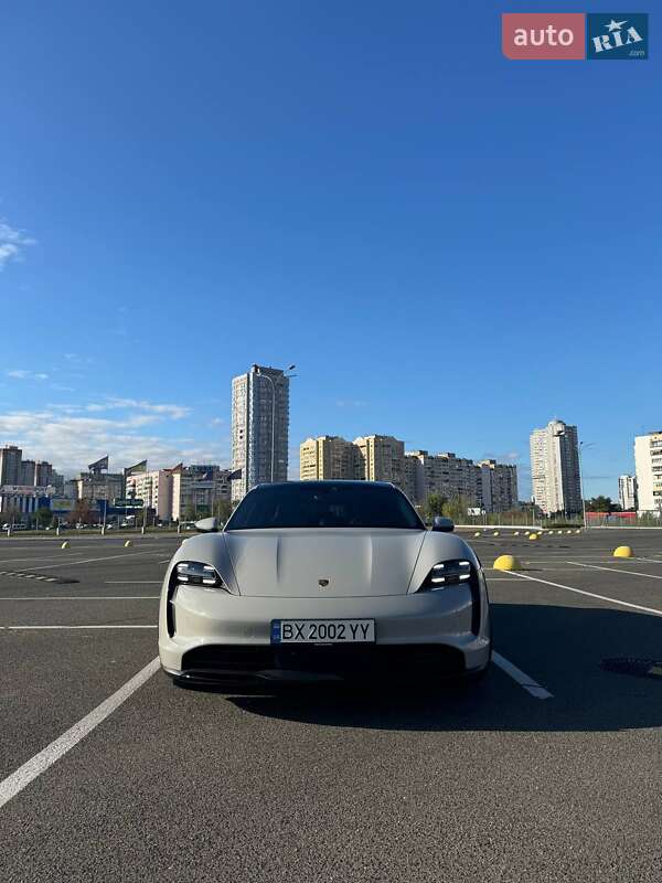 Універсал Porsche Taycan Cross Turismo 2022 в Києві