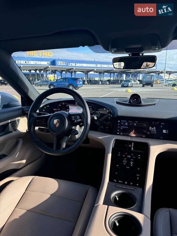 Універсал Porsche Taycan Cross Turismo 2022 в Києві