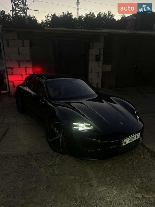 Универсал Porsche Taycan Cross Turismo 2021 в Киеве фото 8 Универсал Porsche Taycan Cross Turismo 2021 в Киеве