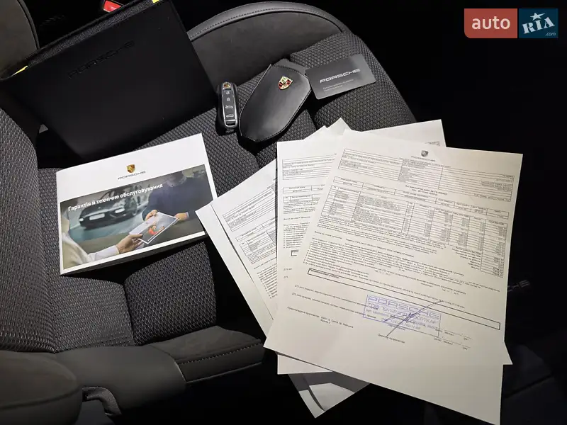 Універсал Porsche Taycan Cross Turismo 2022 в Одесі документ