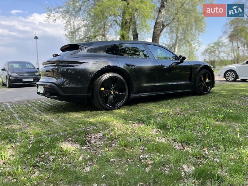 Универсал Porsche Taycan Cross Turismo 2021 в Киеве фото 6 Универсал Porsche Taycan Cross Turismo 2021 в Киеве