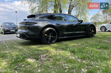 Универсал Porsche Taycan Cross Turismo 2021 в 