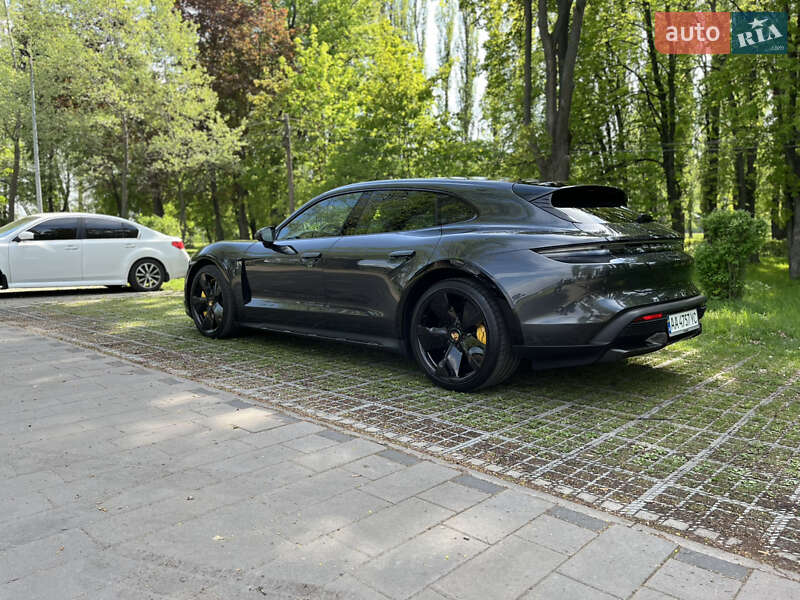 Универсал Porsche Taycan Cross Turismo 2021 в Киеве фото 10 Универсал Porsche Taycan Cross Turismo 2021 в Киеве