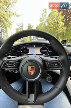 Универсал Porsche Taycan Cross Turismo 2021 в 