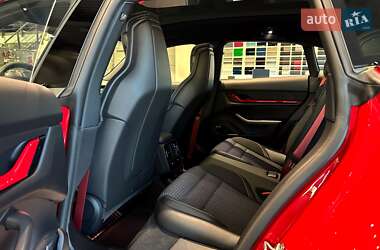 Универсал Porsche Taycan Cross Turismo 2024 в 
