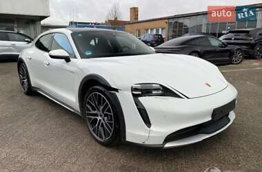 Универсал Porsche Taycan Cross Turismo 2023 в 
