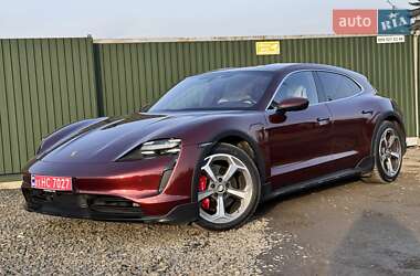 Универсал Porsche Taycan Cross Turismo 2021 в 
