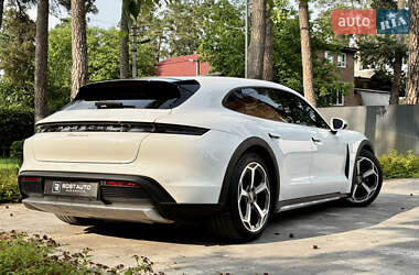 Универсал Porsche Taycan Cross Turismo 2021 в 