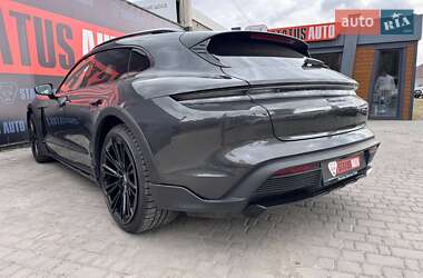 Седан Porsche Taycan Cross Turismo 2023 в 