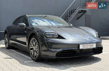Універсал Porsche Taycan Cross Turismo 2022 в 