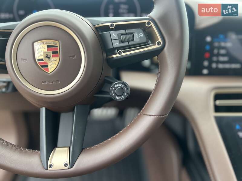 Універсал Porsche Taycan Cross Turismo 2024 в Києві
