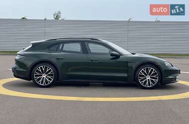 Универсал Porsche Taycan Cross Turismo 2024 в 