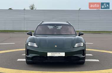 Универсал Porsche Taycan Cross Turismo 2024 в 