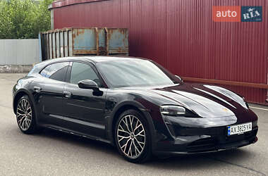 Универсал Porsche Taycan Cross Turismo 2023 в 