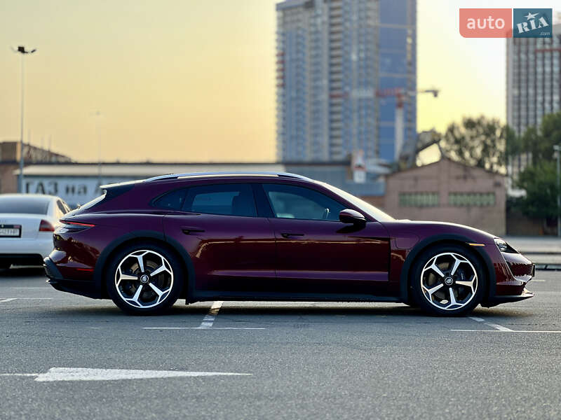 Універсал Porsche Taycan Cross Turismo 2021 в Києві