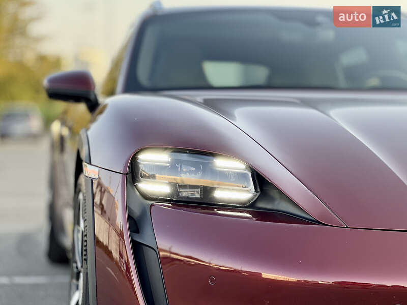 Універсал Porsche Taycan Cross Turismo 2021 в Києві