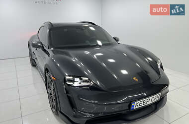 Седан Porsche Taycan Cross Turismo 2021 в 