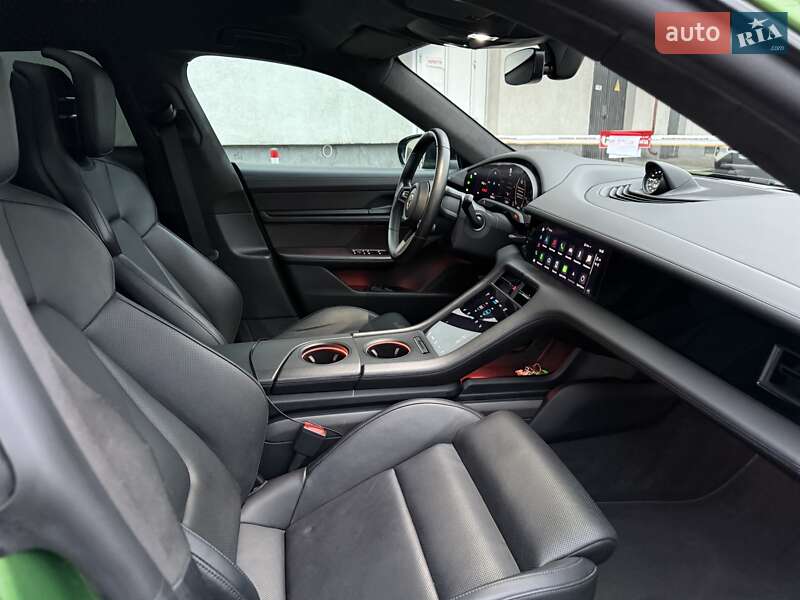 Универсал Porsche Taycan Cross Turismo 2022 в Луцке фото 22 Универсал Porsche Taycan Cross Turismo 2022 в Луцке