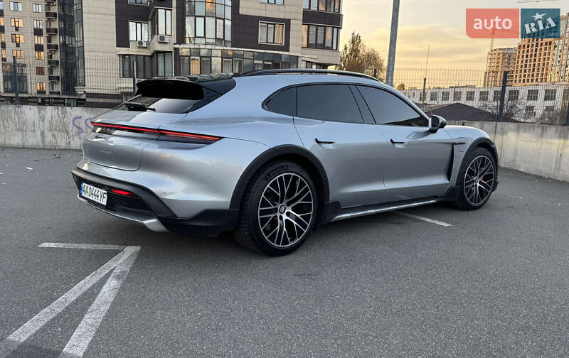 Седан Porsche Taycan Cross Turismo 2021 в Киеве фото 16 Седан Porsche Taycan Cross Turismo 2021 в Киеве