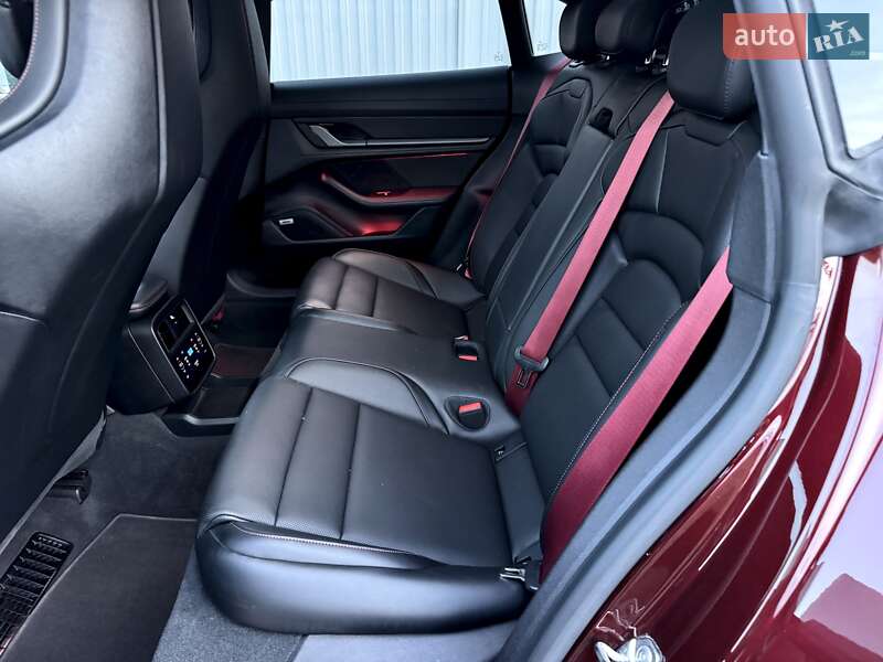 Універсал Porsche Taycan Cross Turismo 2021 в Києві