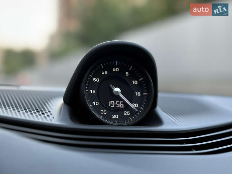 Універсал Porsche Taycan Cross Turismo 2023 в Києві