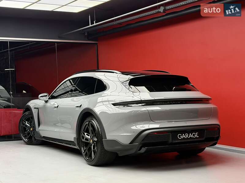 Універсал Porsche Taycan Cross Turismo 2023 в Києві