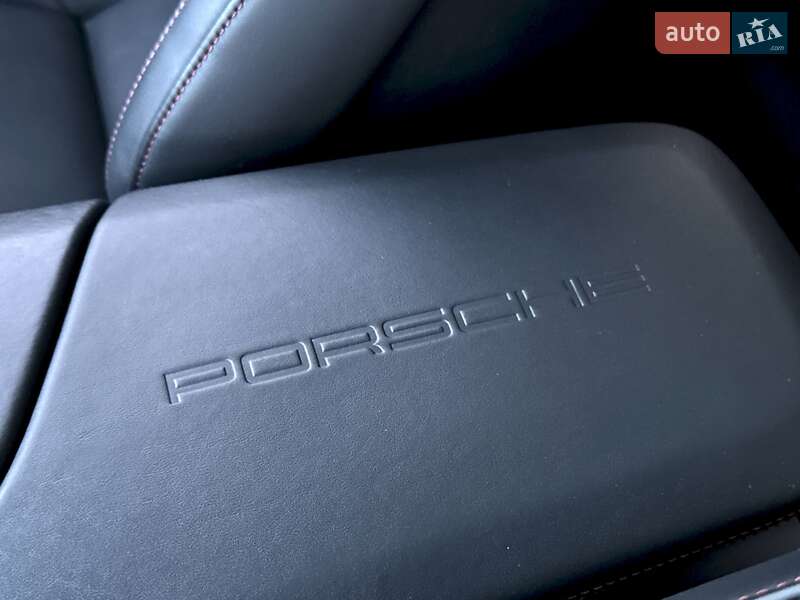 Універсал Porsche Taycan Cross Turismo 2021 в Ковелі фото 51 Універсал Porsche Taycan Cross Turismo 2021 в Ковелі
