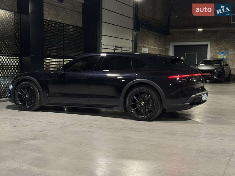 Универсал Porsche Taycan Cross Turismo 2021 в Луцке