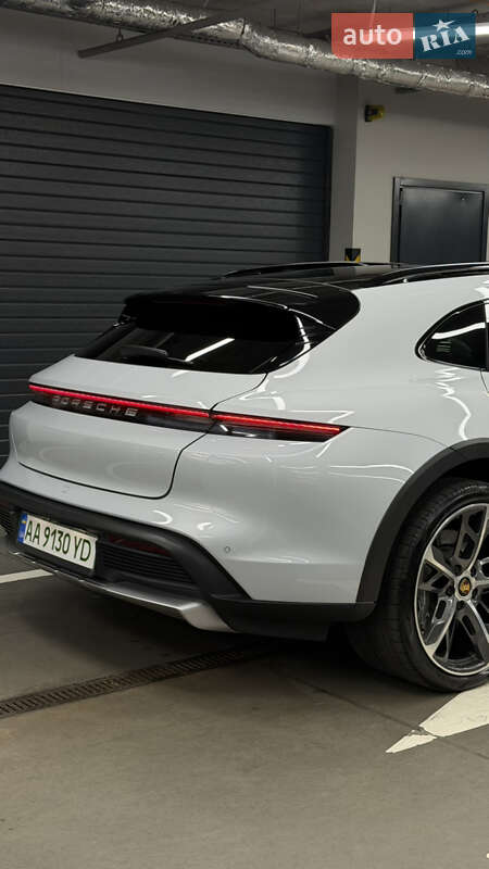 Универсал Porsche Taycan Cross Turismo 2022 в Киеве фото 8 Универсал Porsche Taycan Cross Turismo 2022 в Киеве