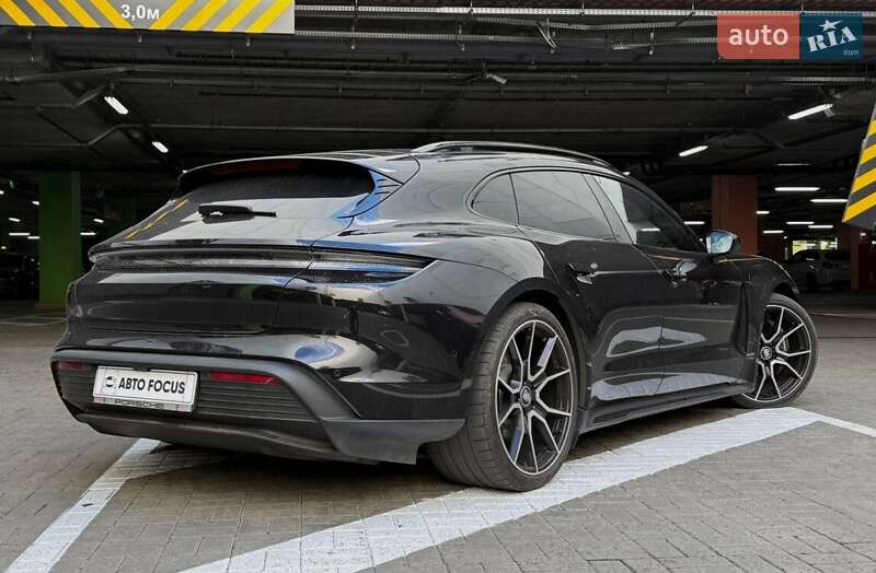 Универсал Porsche Taycan Sport Turismo 2023 в Киеве