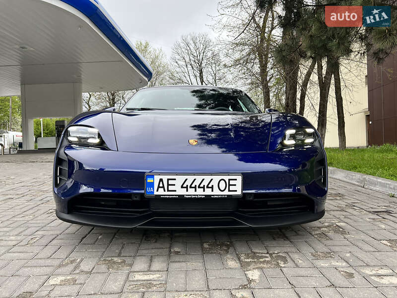 Porsche Taycan 2020