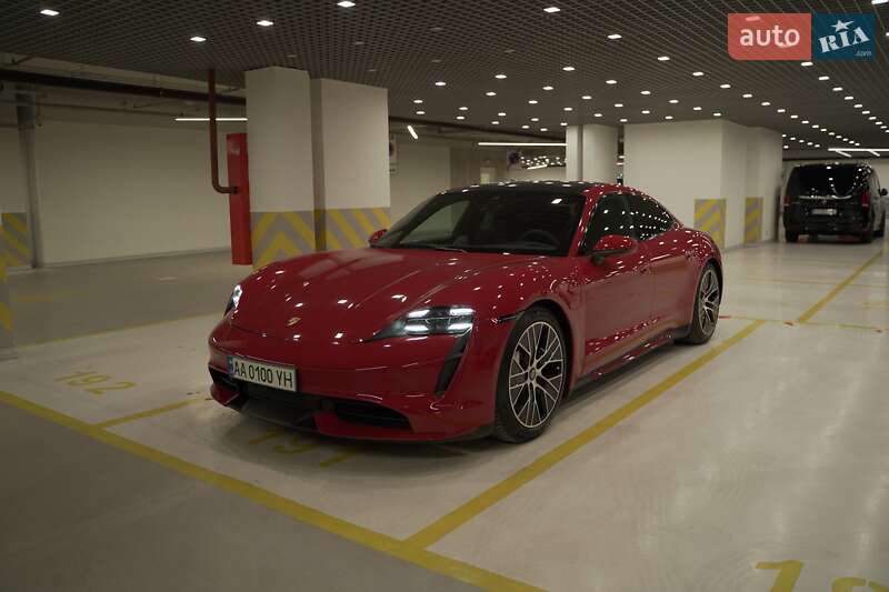 Porsche Taycan 2020