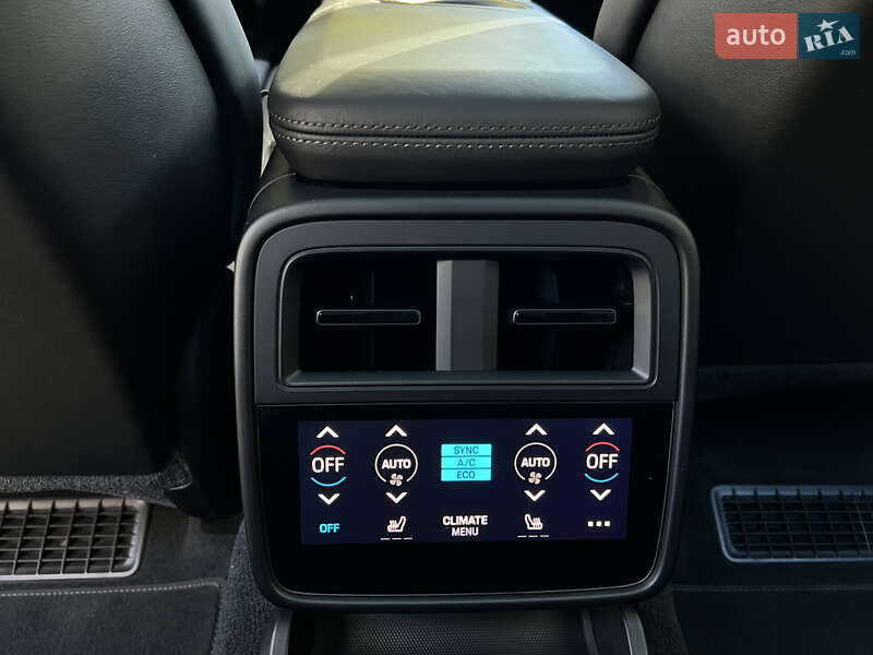 Седан Porsche Taycan 2020 в Одессе