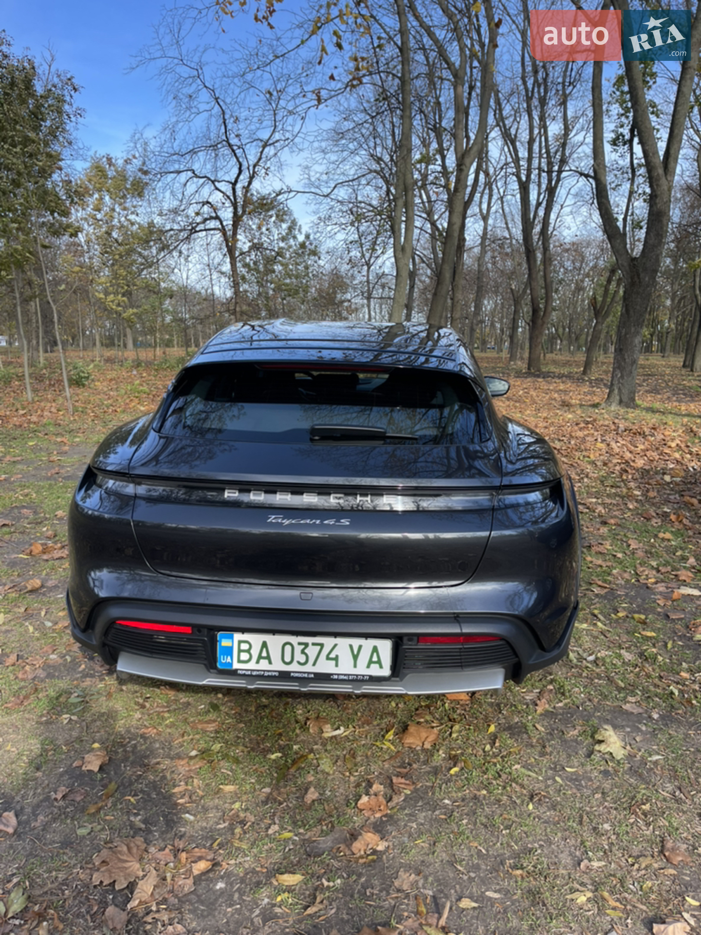 2021 Porsche Taycan - мініатюра 2