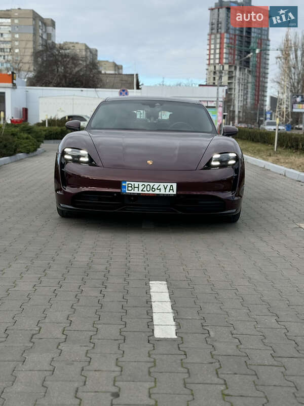 Седан Porsche Taycan 2021 в Одессе
