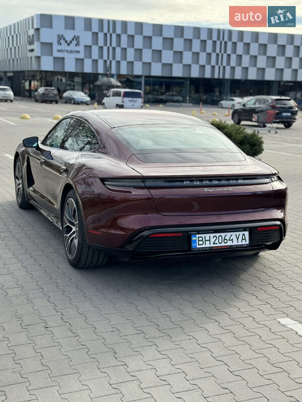 Седан Porsche Taycan 2021 в Одессе