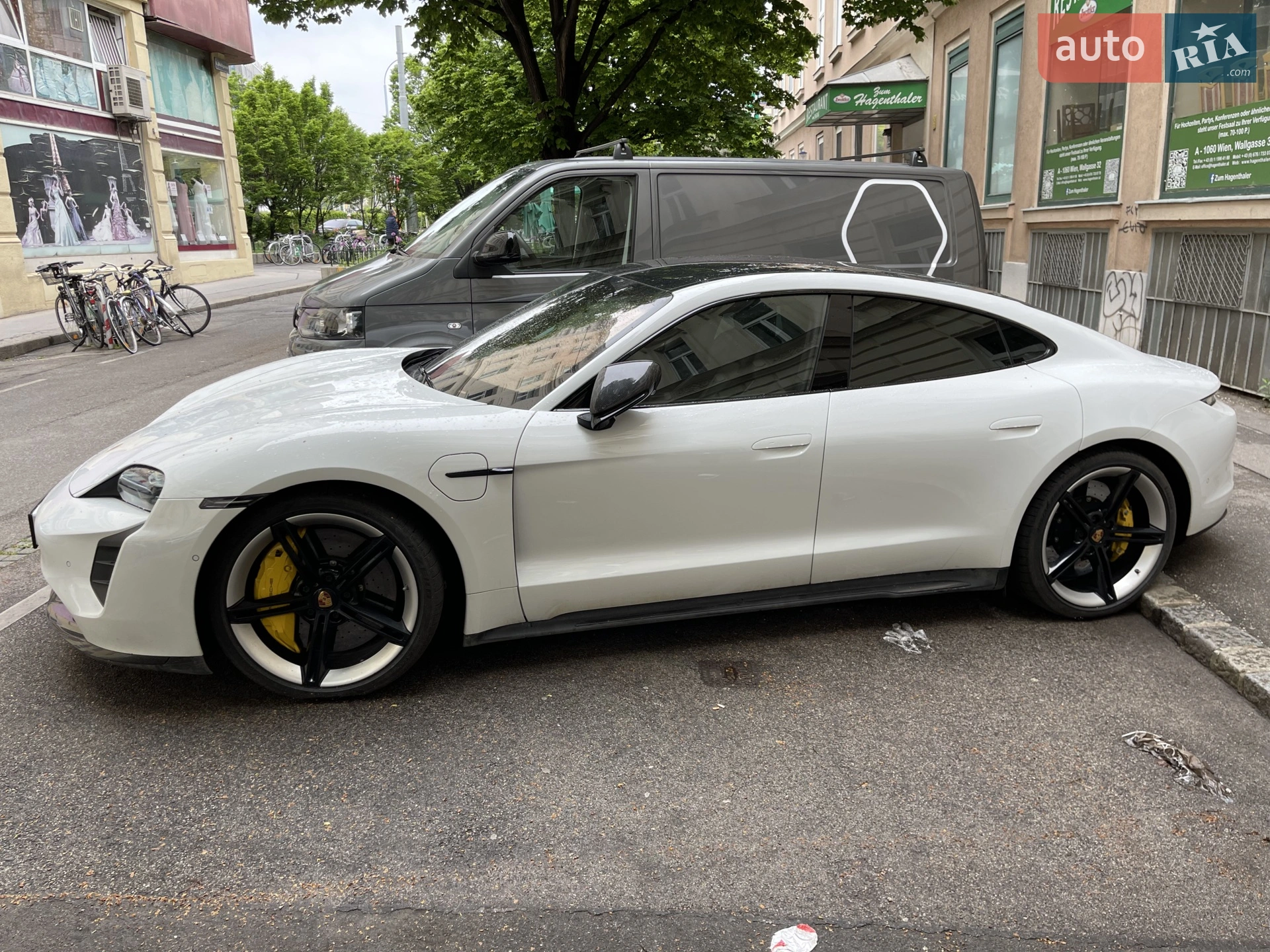 2020 Porsche Taycan - мініатюра 2