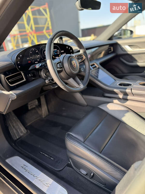 Седан Porsche Taycan 2022 в Тернополі фото 16 Седан Porsche Taycan 2022 в Тернополі