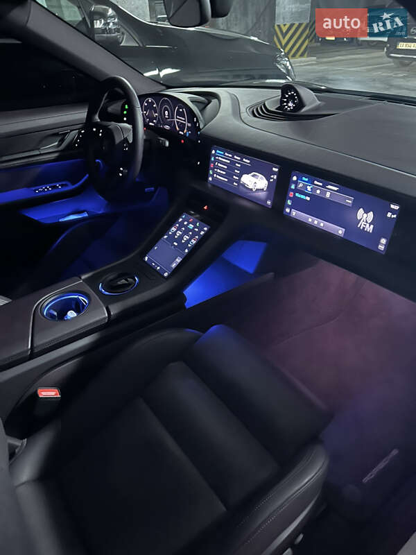 Седан Porsche Taycan 2022 в Киеве фото 2 Седан Porsche Taycan 2022 в Киеве