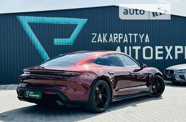 Седан Porsche Taycan 2021 в Мукачевому