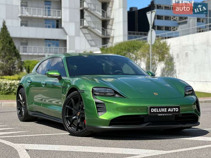 Седан Porsche Taycan 2022 в Києві