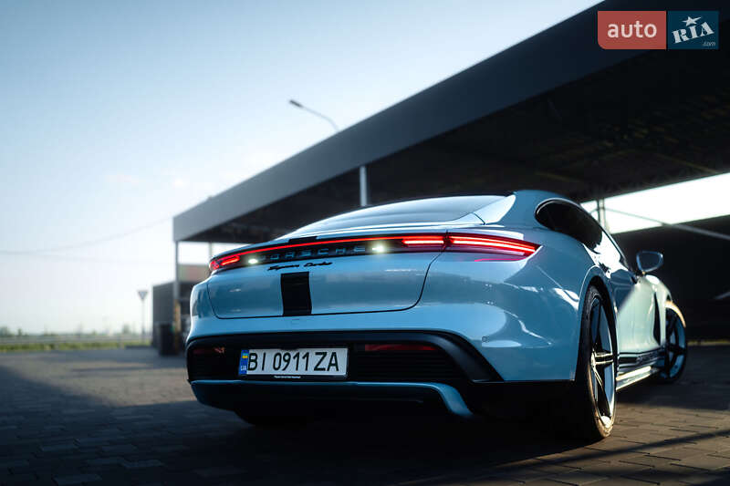 Седан Porsche Taycan 2020 в Полтаве