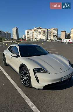 Седан Porsche Taycan 2022 в Києві