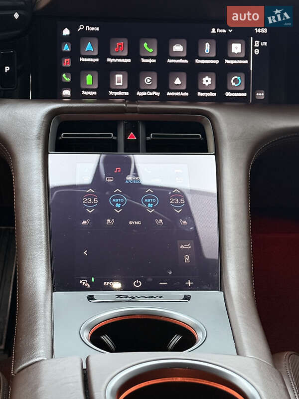 Седан Porsche Taycan 2020 в Львове