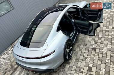 Седан Porsche Taycan 2022 в Києві