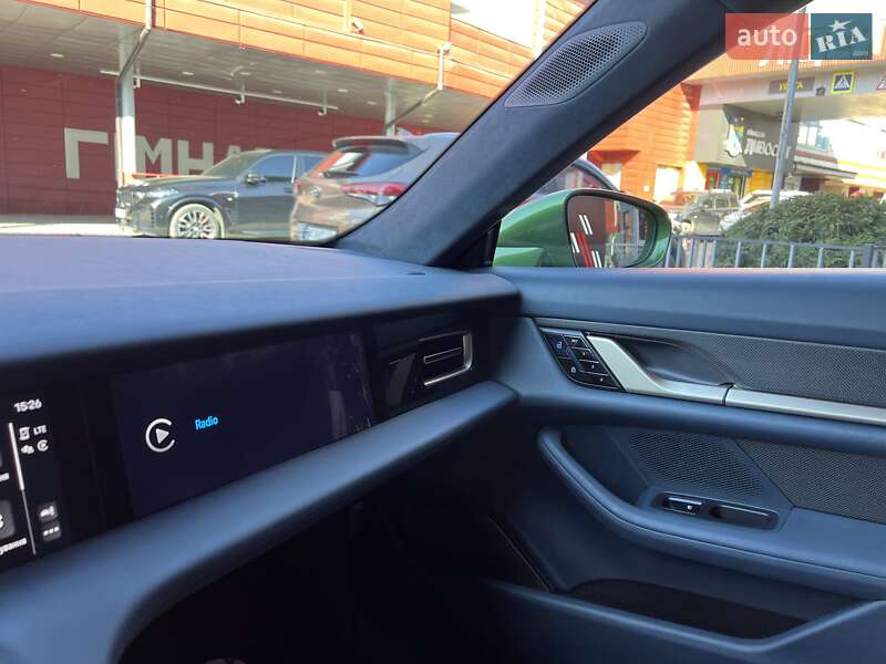 Седан Porsche Taycan 2021 в Львове фото 50 Седан Porsche Taycan 2021 в Львове
