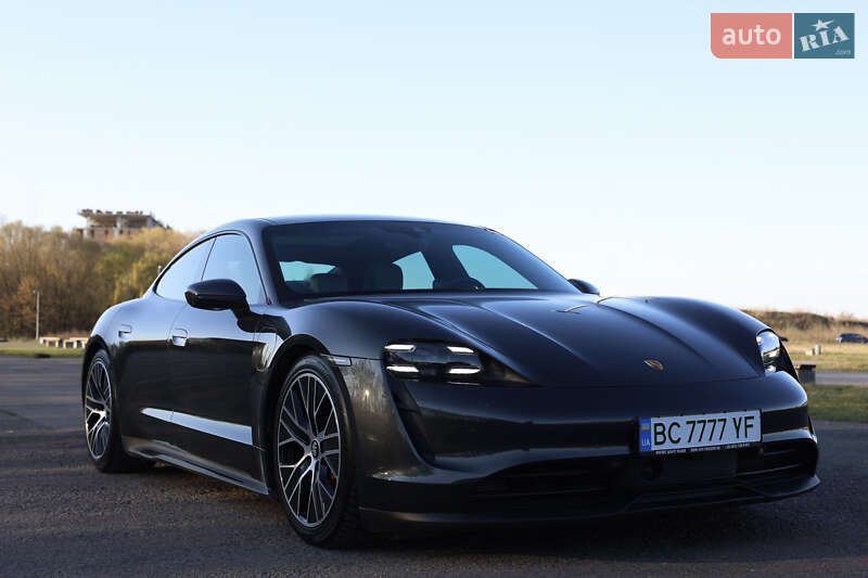 Седан Porsche Taycan 2020 в Львові